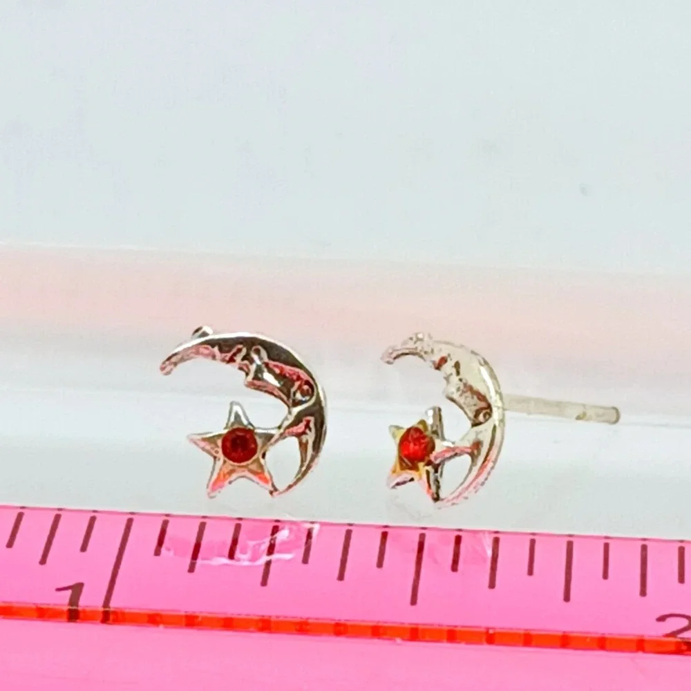 925 Sterling Silver Crescent Moon and Star Red Crystal‎ Stud Earrings Celestial